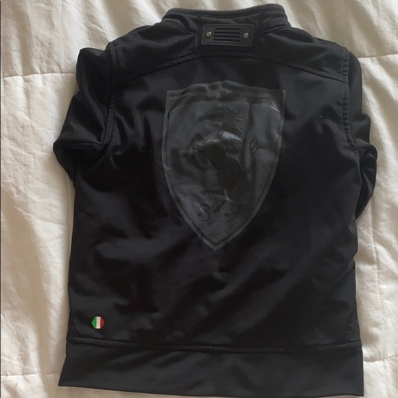 Puma / Ferrari collection Jacket - Picture 3 of 4